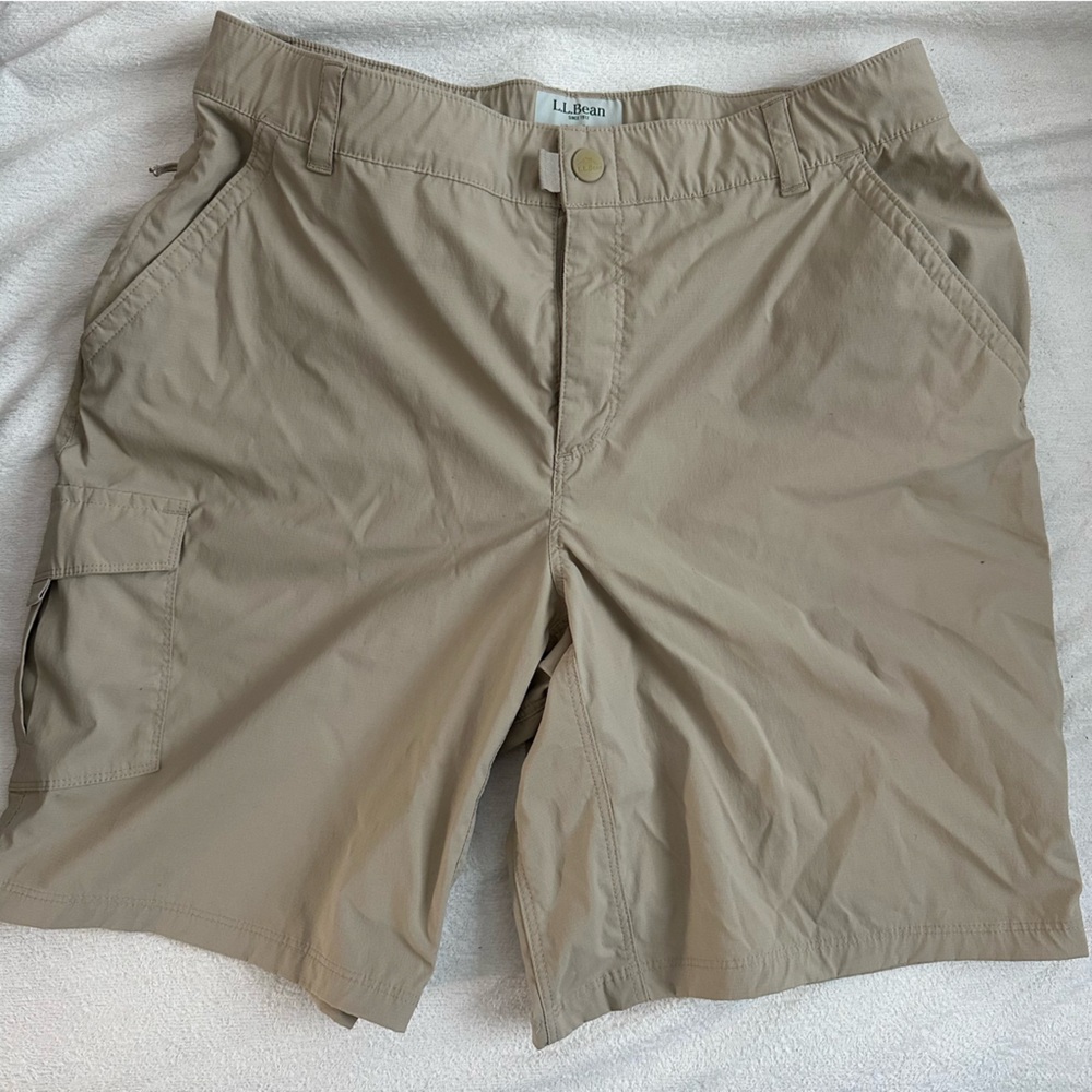 L.L. Bean Beige Cargo Shorts